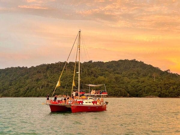 Private Charter Cruise - Image 4