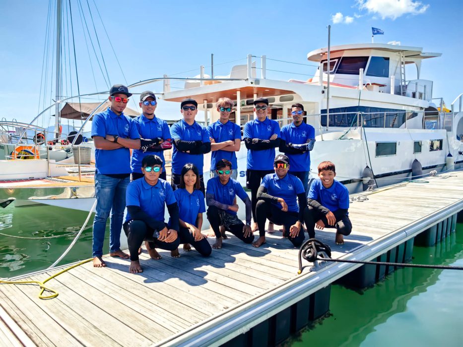 Wise Lee Holidays Crews
